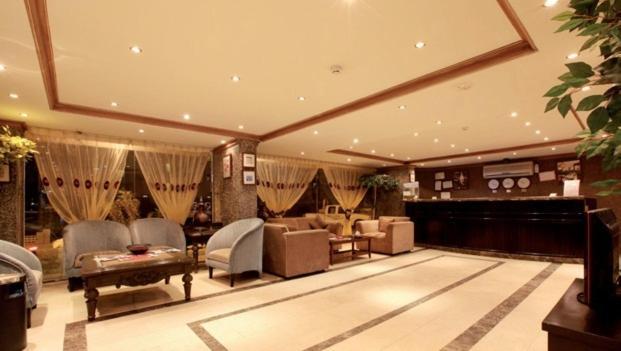 Al Baron Palace Khobar Aparthotel Nadinah Ngoại thất bức ảnh